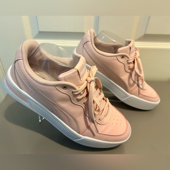 💗”Puma” Baby Pink Women’s Leather Lace Up Soft Foam Sneakers Size 9💗 - Picture 5 of 12